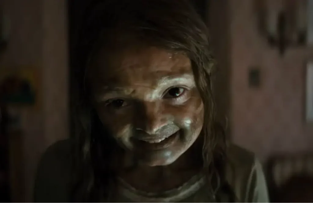 Yelzkizi evil dead rise star lily sullivan has a sneaky (and extremely gross) cameo in lee cronin’s the mummy (2026)