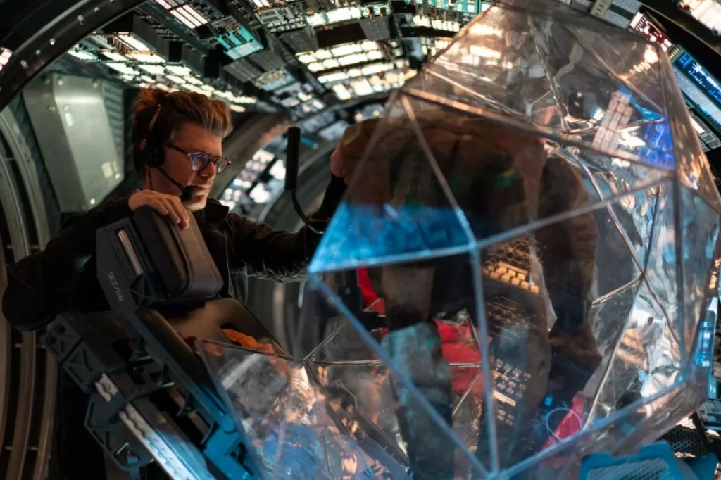 Yelzkizi project hail mary video game gets original andy weir story in journey among the stars