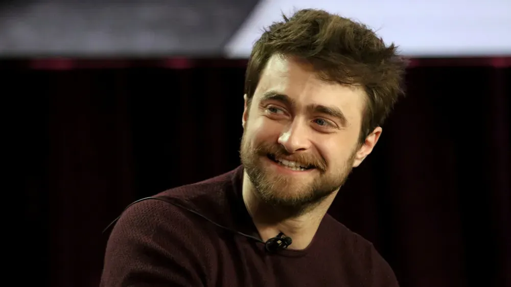 Yelzkizi daniel radcliffe no longer cringes at early harry potter films but disagrees with andrew garfield’s praise
