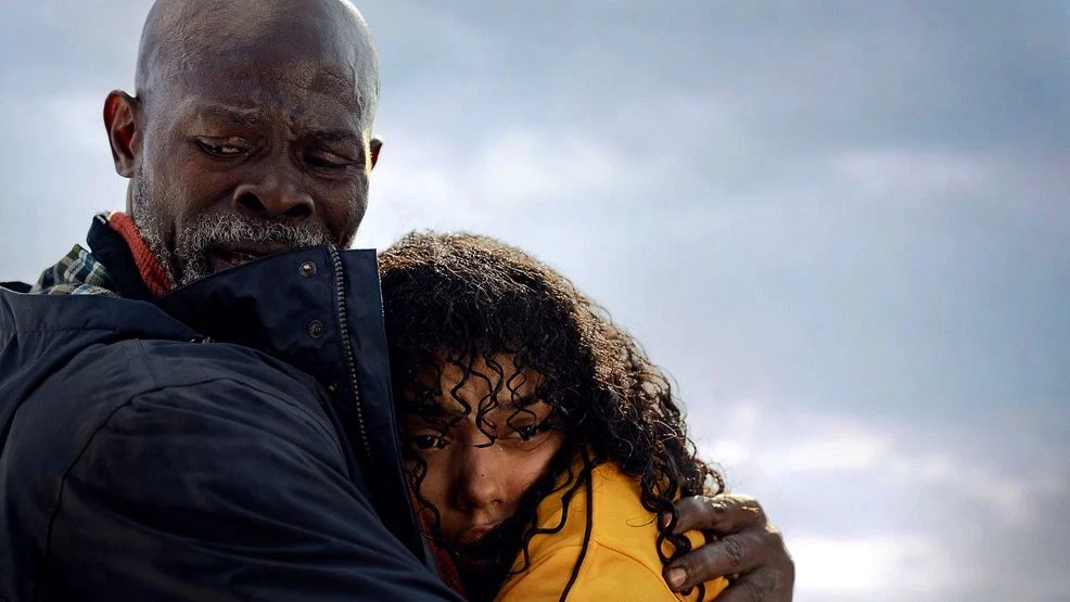 Yelzkizi Netflix’s New Shark Horror Movie Thrash Starring Bridgerton’s Phoebe Dynevor Is Surprisingly Watchable Despite Mixed Reviews